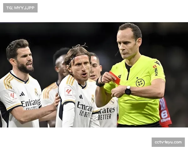 西甲裁判指定委员会公布第31轮裁判名单，重点场次将由经验丰富的裁判组执法